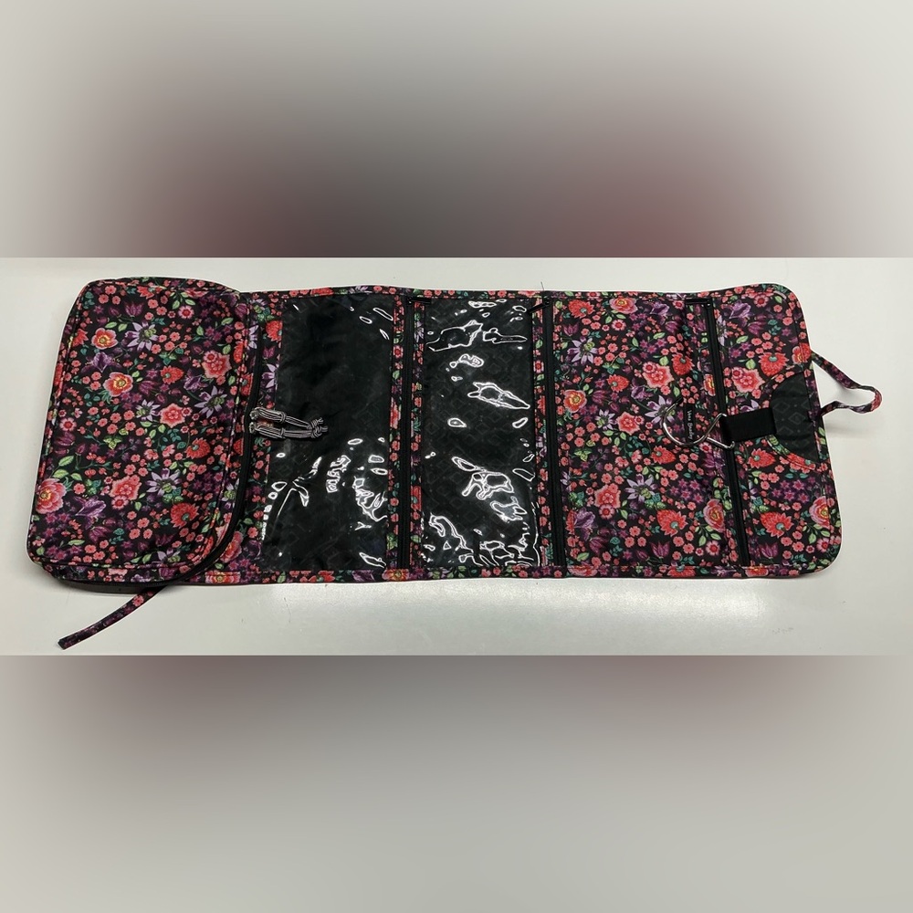 Vera Bradley Lighten Up Hanging Organizer in Petite Vines